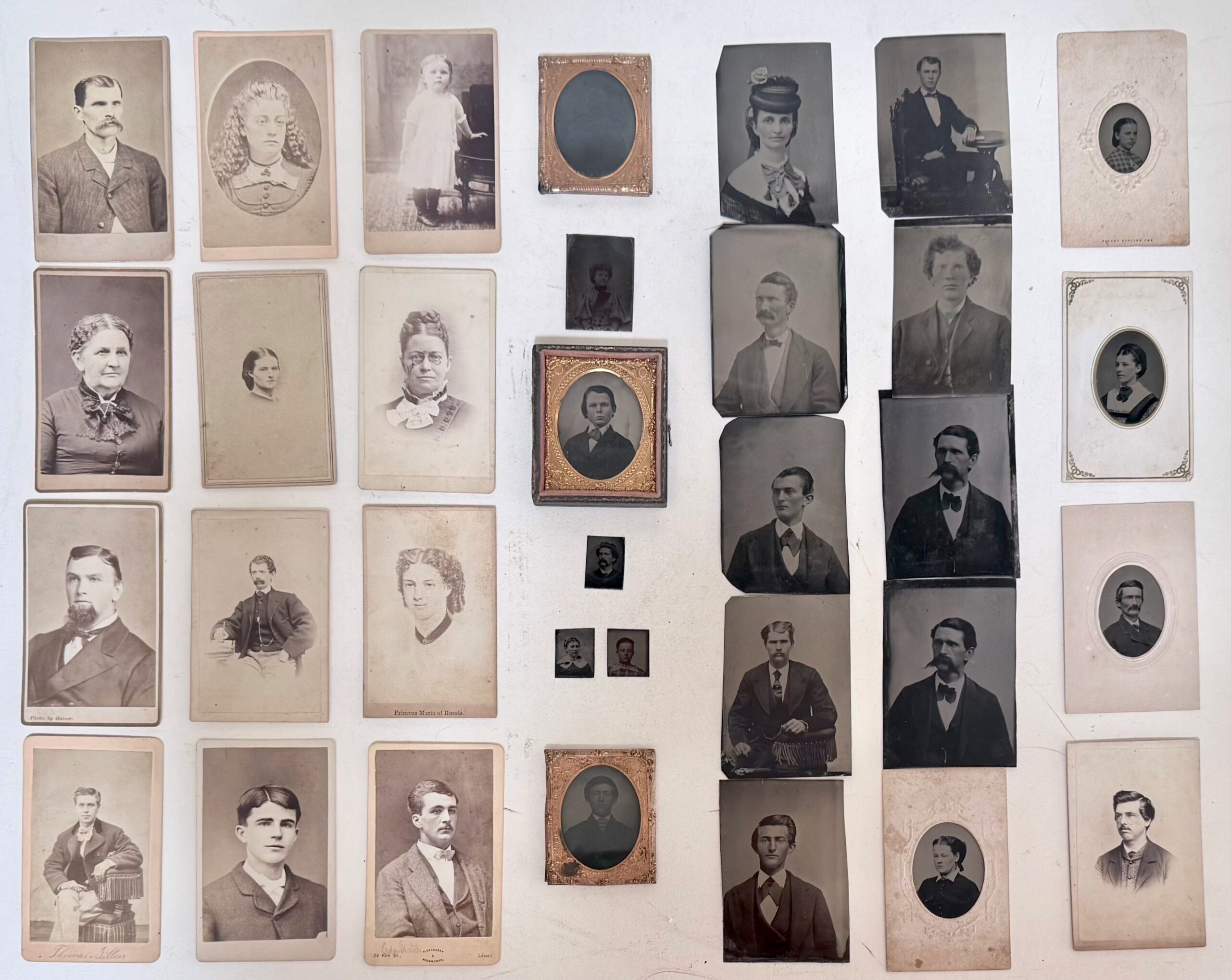19th C. Photography: Daguerreotypes, Tintypes & Carte-de Viste (30)